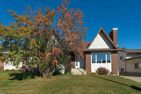 18528 98 Av Nw, Edmonton