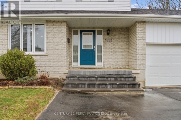 Living room - 1853 Mapleridge Drive, Peterborough, ON K9K1R1 Photo 4