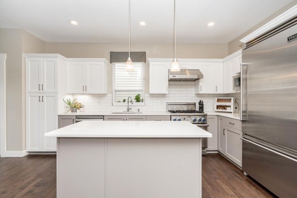 18569 67th Avenue, Surrey, BC V3S1Z1 Photo 4