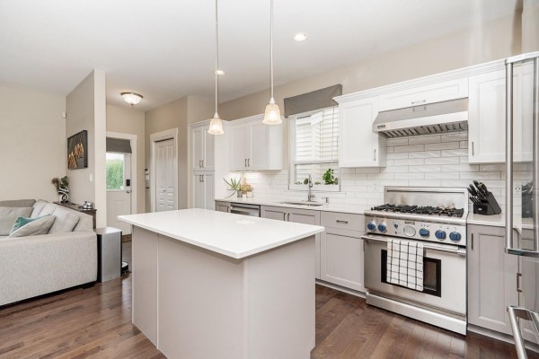 18569 67th Avenue, Surrey, BC V3S1Z1 Photo 5