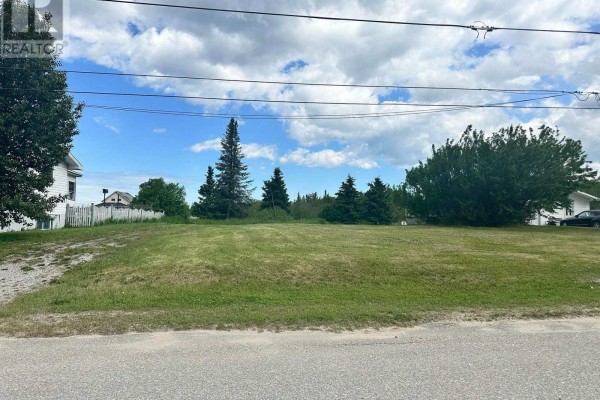 186 Cloutierville Road, Smooth Rock Falls