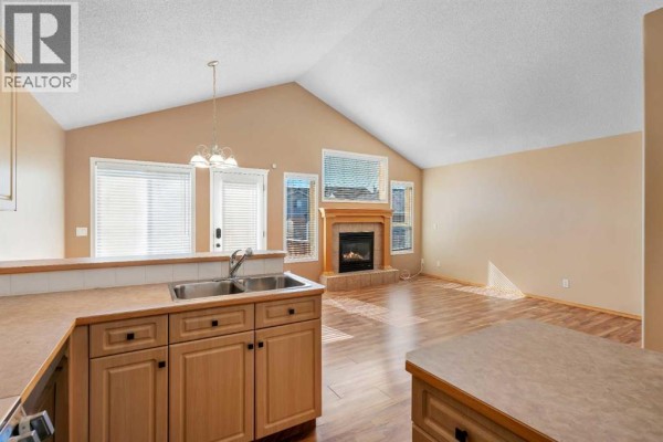 Bedroom - 186 Cramond Close Se, Calgary, AB T3M1C2 Photo 3
