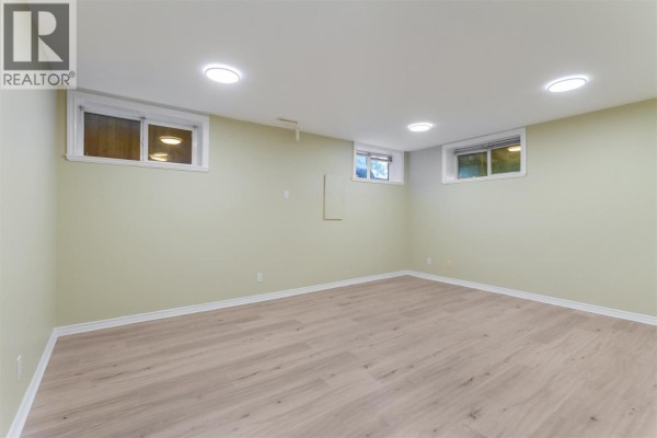 186 E Braemar Road, Vancouver, BC V7N1P9 Photo 4