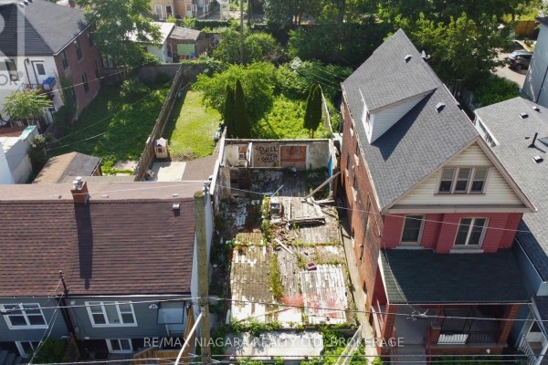 186 John Street N, Hamilton, ON, photo 2