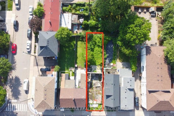 186 John Street N, Hamilton, ON, photo 3
