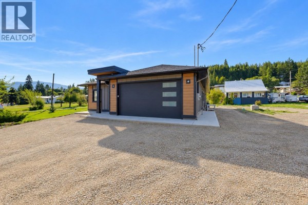 Primary Bedroom - 186 Salmon Arm Drive, Enderby, BC V4Y4C6 Photo 4
