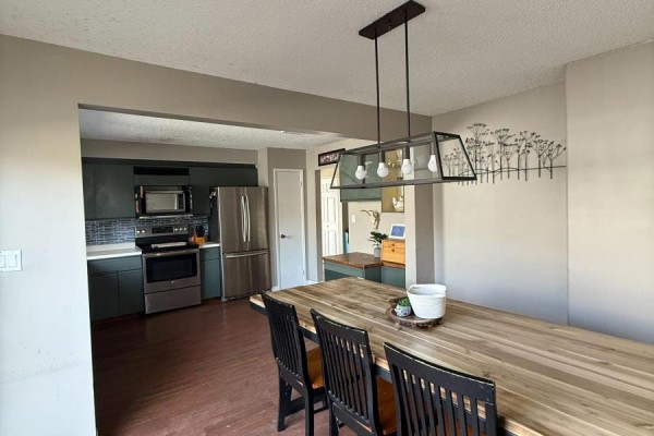 Kitchen - 1860 7th Avenue W, Owen Sound, ON N4K5W2 Photo 5