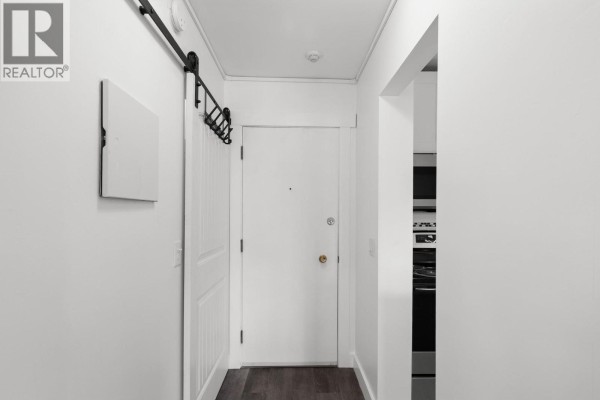 1860 Richter Street Unit# 303, Kelowna, BC, photo 2