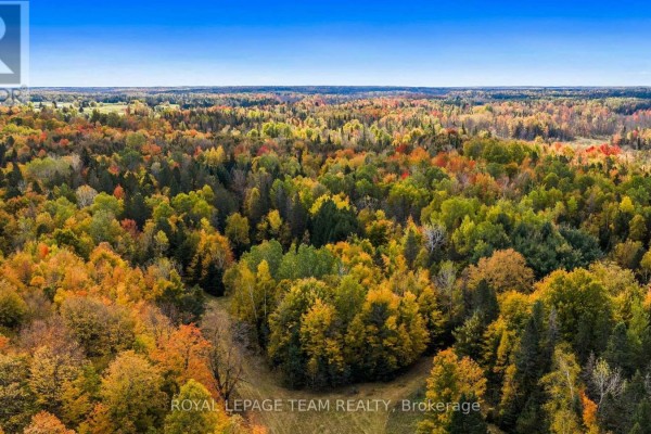 1861 Bearhill Road, Ottawa, ON K0A1L0 Photo 3