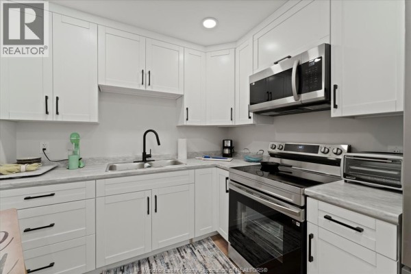 Eating area - 1861 Meighen Unit# 3, Windsor, ON N8W4A2 Photo 4