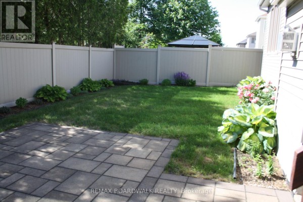 1861 Mickelberry Crescent, Ottawa, ON K4A0P2 Photo 4