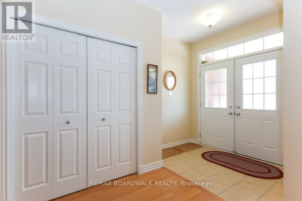 1861 Mickelberry Crescent, Ottawa, ON K4A0P2 Photo 5
