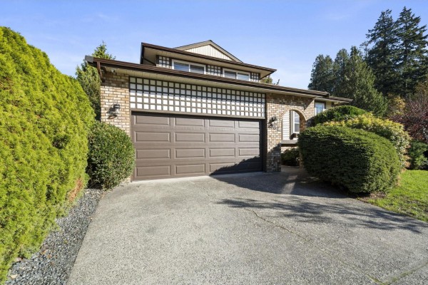 1862 148a Street, Surrey, BC V4A6R5 Photo 2