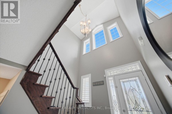 Kitchen - 187 Cooke Crescent, Milton, ON L9T6E4 Photo 4