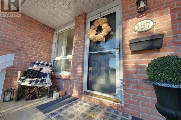 Laundry room - 187 Dana Street, Brockville, ON K6V6X3 Photo 4