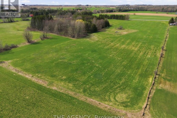 187 Davis Drive, Uxbridge, ON L4A7X4 Photo 5