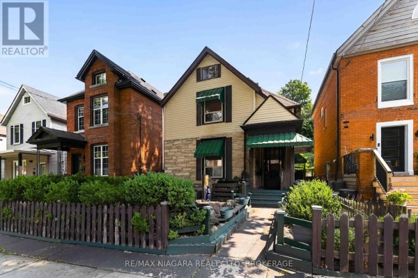 Mud room - 187 Emerald Street S, Hamilton, ON L8N2V6 Photo 4