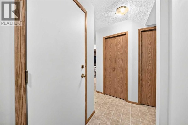 Dining room - 187 Millview Green Sw, Calgary, AB T2Y3W1 Photo 4