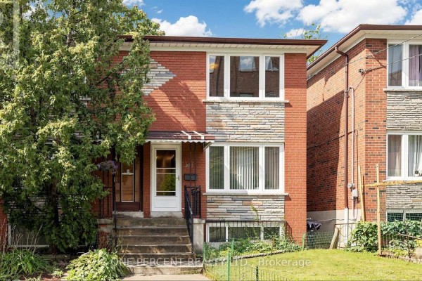Primary Bedroom - 187 Simpson Avenue, Toronto, ON M4K1A5 Photo 4