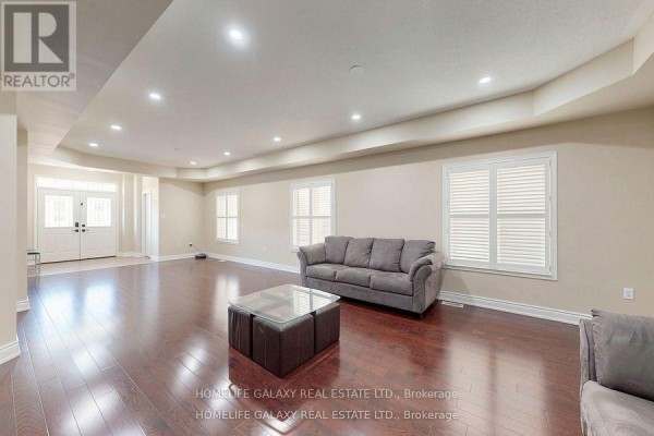 Living room - 1871 Arborwood Drive, Oshawa, ON L1K0R3 Photo 2