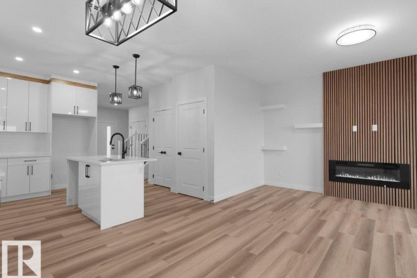 Kitchen - 18719 130 St Nw, Edmonton, AB T6V0P2 Photo 3