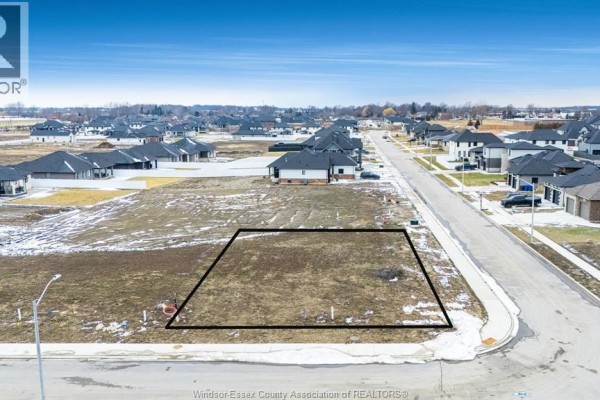 1875 Molise Boulevard, Kingsville, ON, photo 2