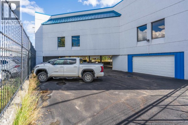 1877 Queensway, Prince George, BC V2L1L9 Photo 5