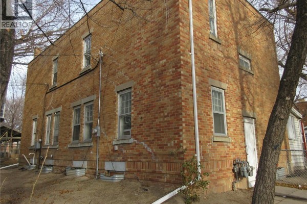 1878-1880 Ottawa Street, Regina, SK, photo 2