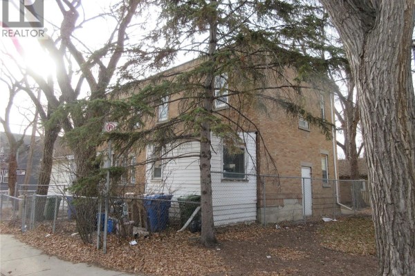 Bedroom - 1878-1880 Ottawa Street, Regina, SK S4P1P4 Photo 4
