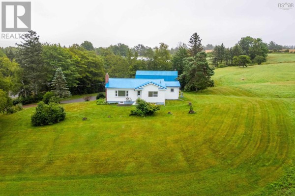 18785 Highway 2, Fenwick, NS, photo 2