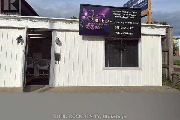 187a North Front Street, Belleville, ON K8P3C1 Photo 2