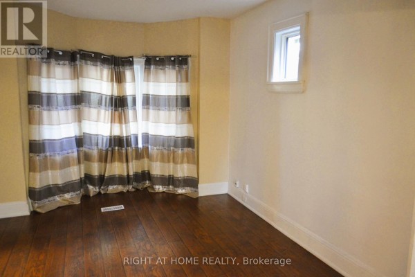 Primary Bedroom - 188 Adelaide Avenue E, Oshawa, ON L1G1Z4 Photo 4