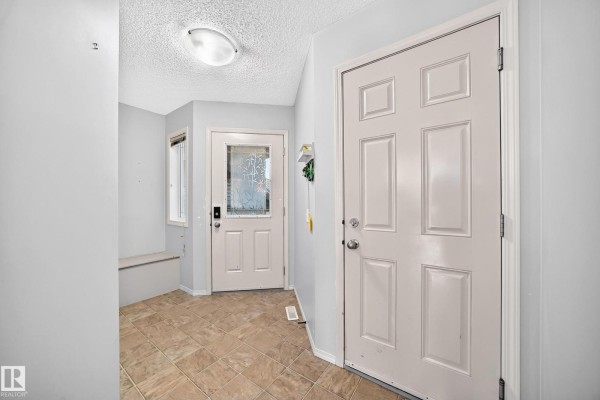 Dining room - 188 Brookview Wy, Stony Plain, AB T7Z2X7 Photo 2