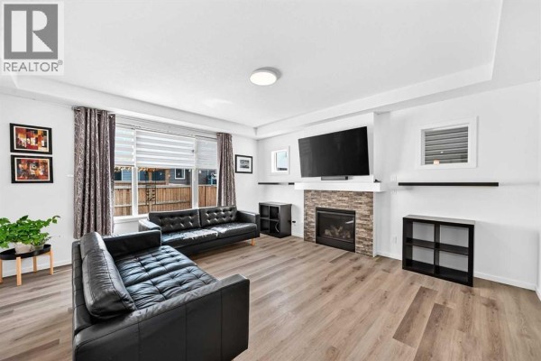 2pc Bathroom - 188 Carrington Crescent Nw, Calgary, AB T3P1R1 Photo 3