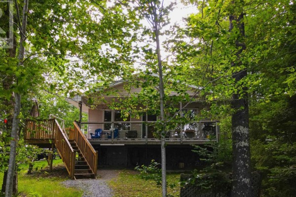 Living room - 188 Douglaswood Drive, Mount Uniacke, NS B0N1Z0 Photo 2
