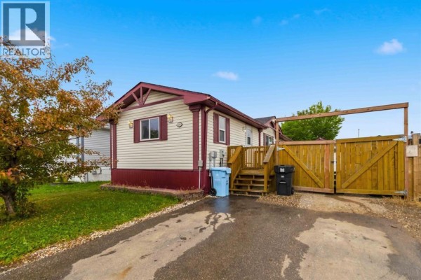 188 Mckinlay Crescent, Fort Mcmurray, AB, photo 2