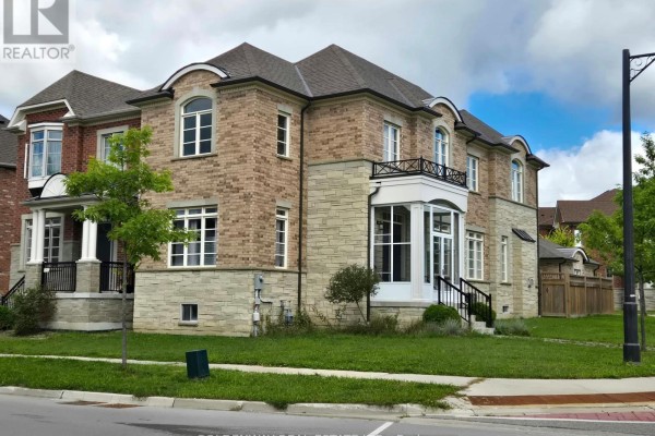 188 Paradelle Drive, Richmond Hill, ON L4E0E4 Photo 2