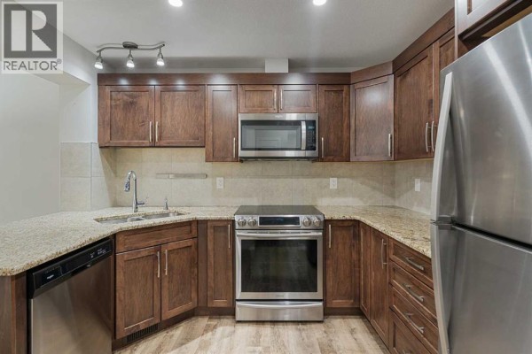 3pc Bathroom - 188 Yorkville Avenue Sw, Calgary, AB T2X4J8 Photo 5