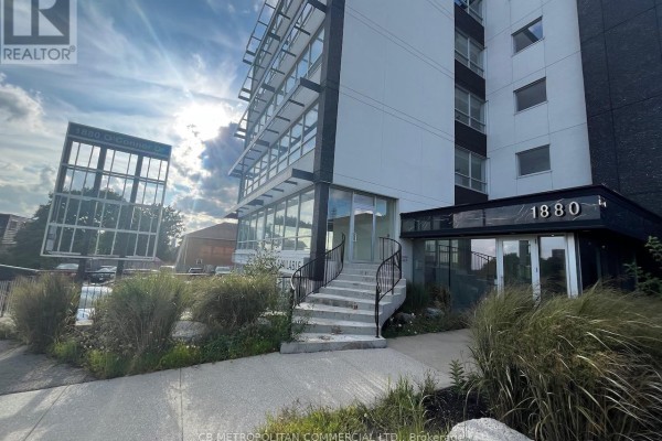 1880 O'connor Drive, Toronto, ON M4A1W9 Photo 2