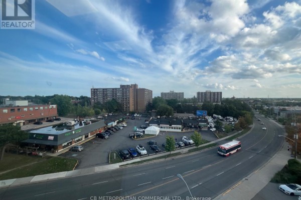 1880 O'connor Drive, Toronto, ON M4A1W9 Photo 5