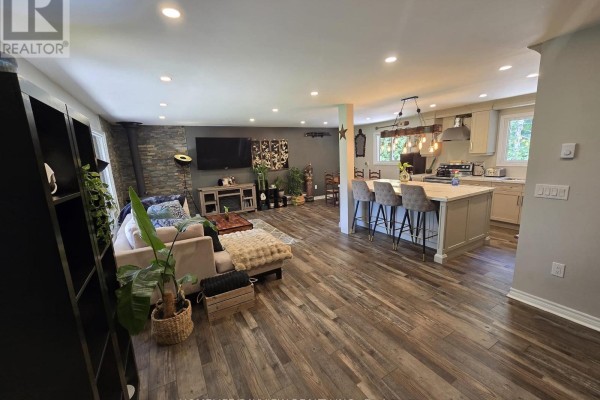 Kitchen - 18802 Heart Lake Road, Caledon, ON L7K1Z7 Photo 3