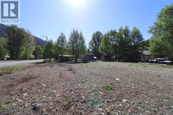 1881 Main Street, Coalmont Tulameen, BC, photo 2