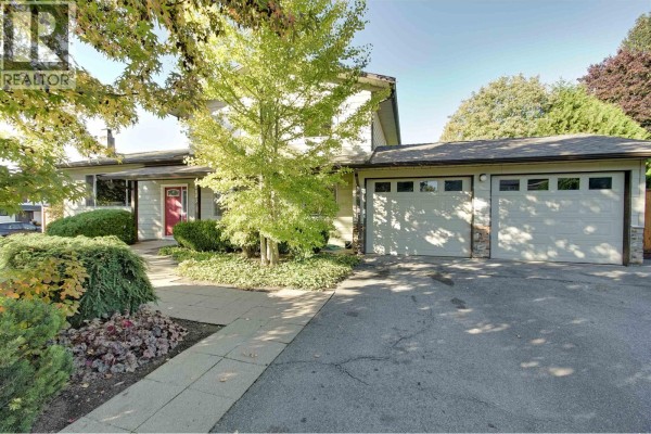 18843 120 Avenue, Pitt Meadows, BC V3Y1W5 Photo 2