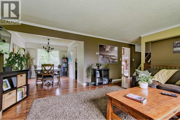 18843 120 Avenue, Pitt Meadows, BC V3Y1W5 Photo 5