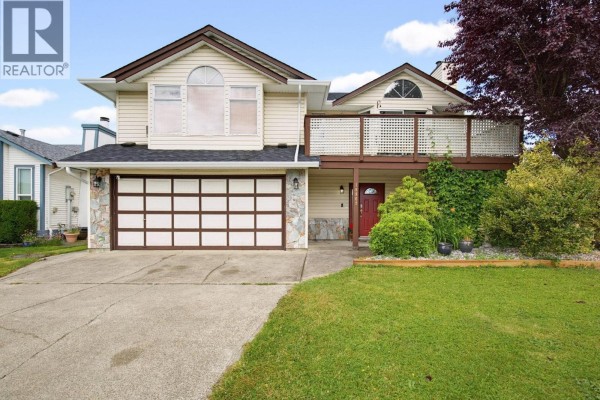 18862 Charnley Court, Pitt Meadows, BC V3Y2K7 Photo 2