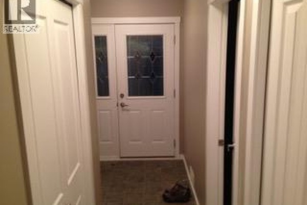 Kitchen - 1887 Grouse Court, Kamloops, BC V2B8S9 Photo 5