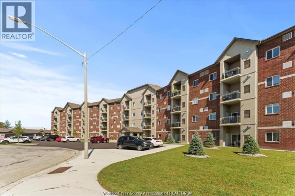 3pc Ensuite bath - 1888 Westview Park Boulevard Unit# 409, Lasalle, ON N9H0M1 Photo 2