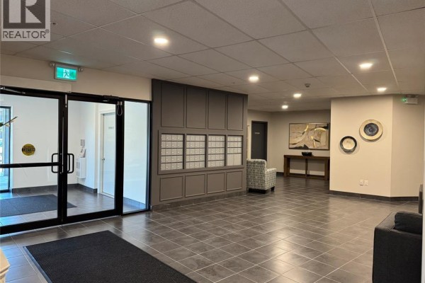 Laundry room - 1888 Westview Park Boulevard Unit# 409, Lasalle, ON N9H0M1 Photo 3