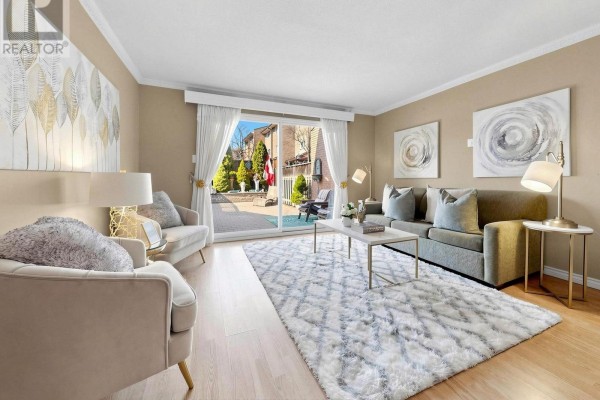 Living room - 189 - 50 Scarborough Golf Club Road, Toronto, ON M1M3T5 Photo 4