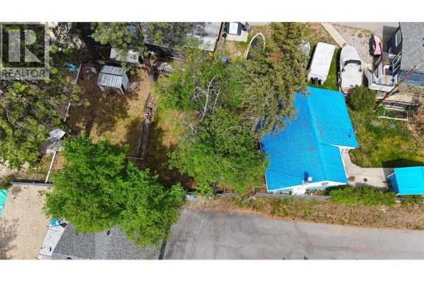 Full bathroom - 189 Alpine Road, Christina Lake, BC V0H1E1 Photo 2